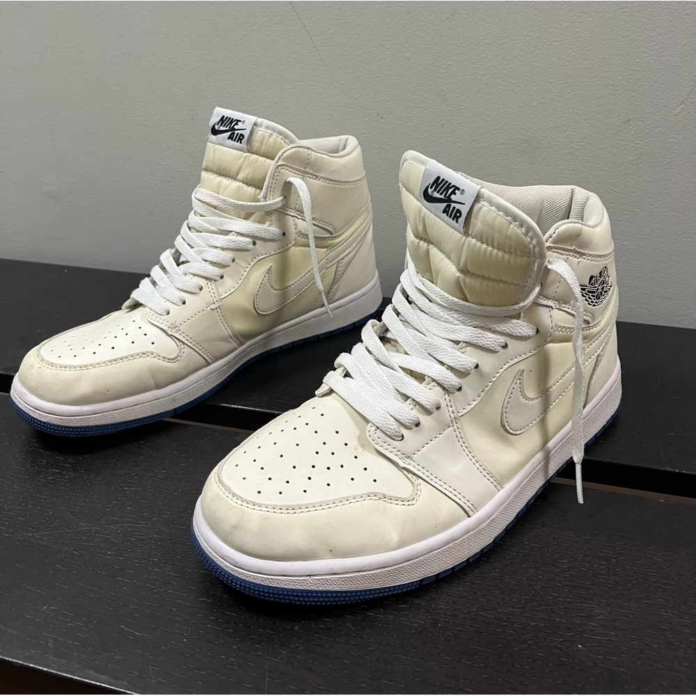 Nike air Jordan cream  9.5M